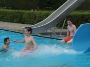 Eintritt ins Freibad für 110 Kinder durch Spenden ermöglicht