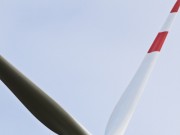 Weniger Anlagen, fünffache Erzeugung: RWE nimmt modernisierten Windpark Lasbek in Betrieb