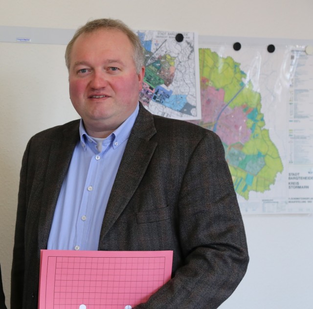 Er sucht sie bargteheide