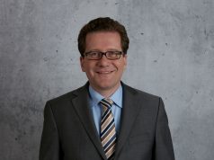 „Schnack und Back“ mit Martin Habersaat zur Ganztagsbetreuung und Schulpolitik