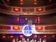 Heaven Can Wait Chor rockt das Kleine Theater