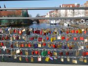„Liebesschlösser, Liebe für die Ewigkeit? – Materielle Kultur in praktisch-theologischer Perspektive“