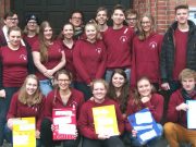 Anerkennung der BürgerStiftung Anerkennung für junge Ehrenamtliche der evangelischen Jugend Großhansdorf