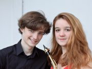 Geschwister-Duo Gross spielt klassische Musik