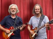 TWO GUITARS im Teufels