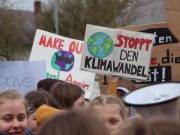 „Wir streiken, bis ihr handelt“ – Klimastreik in Bargteheide