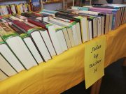 Großer Buchflohmarkt in der Stadtbücherei Ahrensburg