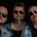 Grobrock Band 2 farbig – Fotograf Benjamin Lorenz