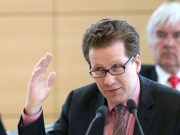 „Eltern sollen nicht abgesagte Klassenfahrten bezahlen müssen“