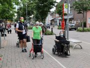 Menschen mit Behinderung demonstrieren für ihre Rechte