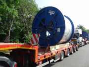 Schwertransporter ohne Genehmigung auf der BAB 1 unterwegs