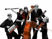 High Life Klezmer mit der Hamburger Band Mischpoke und ihrem neuen Programm „HEYMLAND“