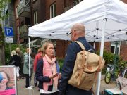 Sprechstunde der Bürgermeisterin Frau Birte Kruse-Gobrecht auf dem Wochenmarkt