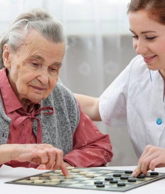 Was tun bei Pflegebedürftigkeit? Kostenloser Kurs für pflegende Angehörige am 20.08.26