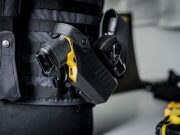 Erprobung des Distanz-Elektro-Impuls-Gerätes (DEIG) in Neumünster und Ahrensburg beginnt