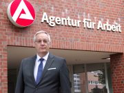 Nach den Sommerferien leichte Zunahme der Arbeitslosigkeit – mehr ukrainische Geflüchtete arbeitslos registriert