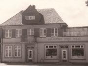 Erinnerung an die Wurstmacherei und Schlachterei Wilke am Marktplatz in Sülfeld