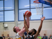 Playoff-Atmosphäre und Big Plays – furiose BEES bezwingen Aschersleben