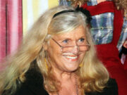 Zu Ehren von Kirsten Martensen – Stadt Bargteheide gibt Bronze-Relief in Auftrag