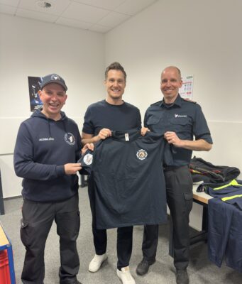 Marcell Jansen unterstützt Feuerwehr