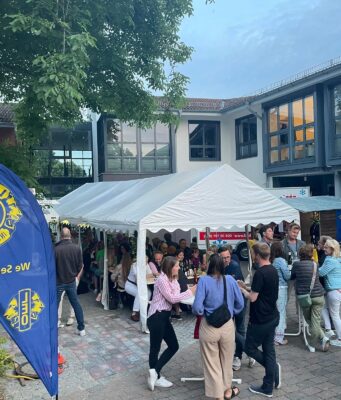 Weinfest in Bargteheide: Lions laden erneut zum Genießen für den guten Zweck ein