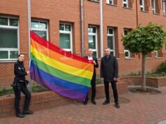 Polizeidirektion Ratzeburg zeigt Flagge zum IDAHOBIT